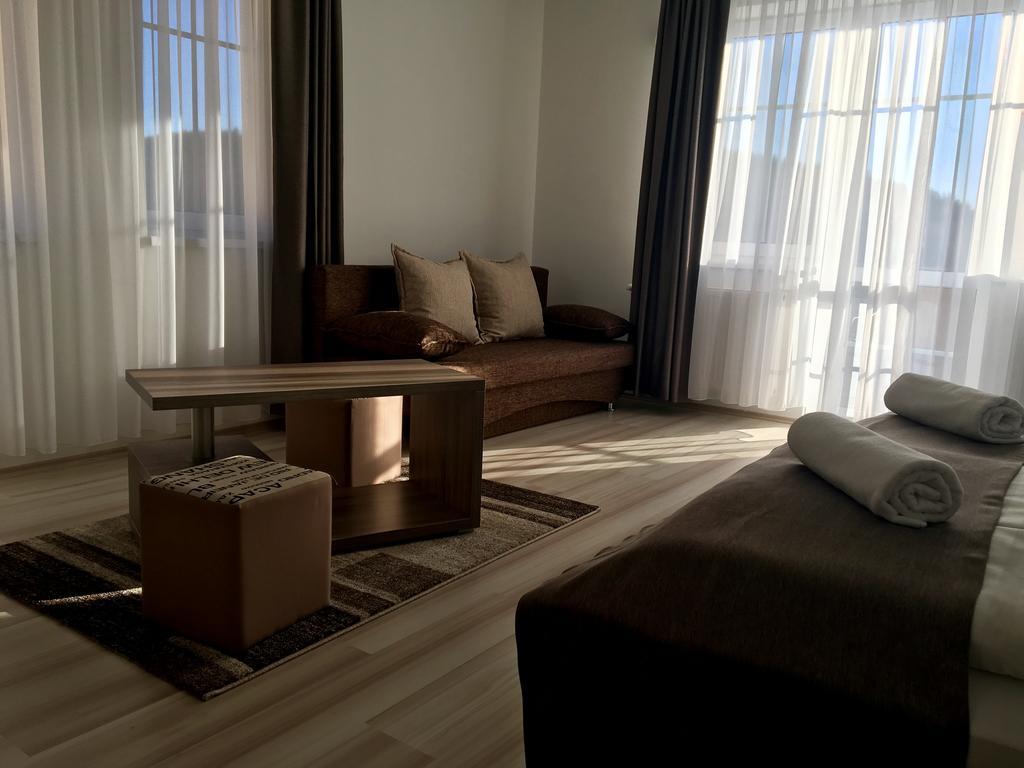 F&M Apartman Egerszalok Exterior photo
